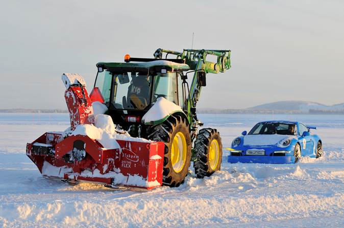 JD - Porsche - 241 Flex.jpg